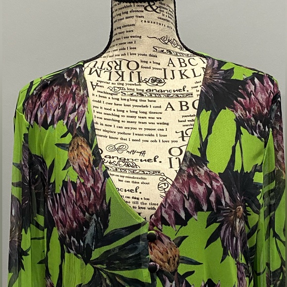 Women dress - - Picture 3 of 6